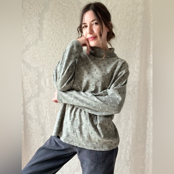 Green 90s Style Turtle Neck Mountains & Trees Long Sleeve Top - Picture 11 of 16